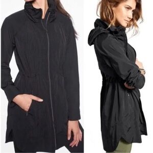 Athleta Drip Drop Jacket Women Sz M Black Lightweight Hooded Vented Athleisure
